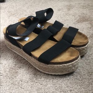 Steve Madden Kimmie Black sandals